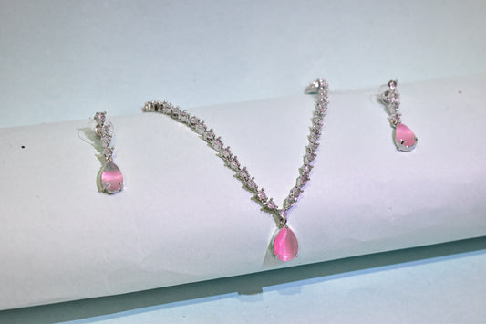Romantic Pink Teardrop Necklace Set