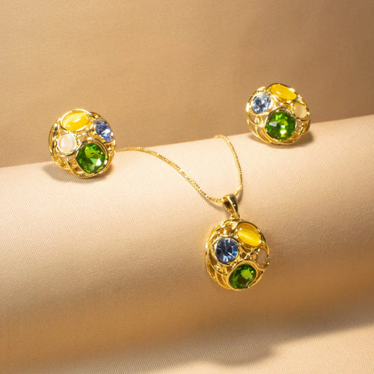 Sanjhika Sun-Kissed Pendant Set